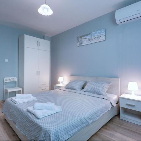 Daisy - 3 Room And Kitchen Apartment In Lazur Бургас Екстериор снимка