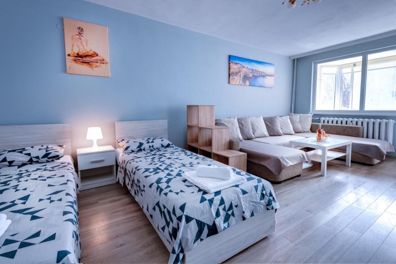 Daisy - 3 Room And Kitchen Apartment In Lazur Бургас Екстериор снимка